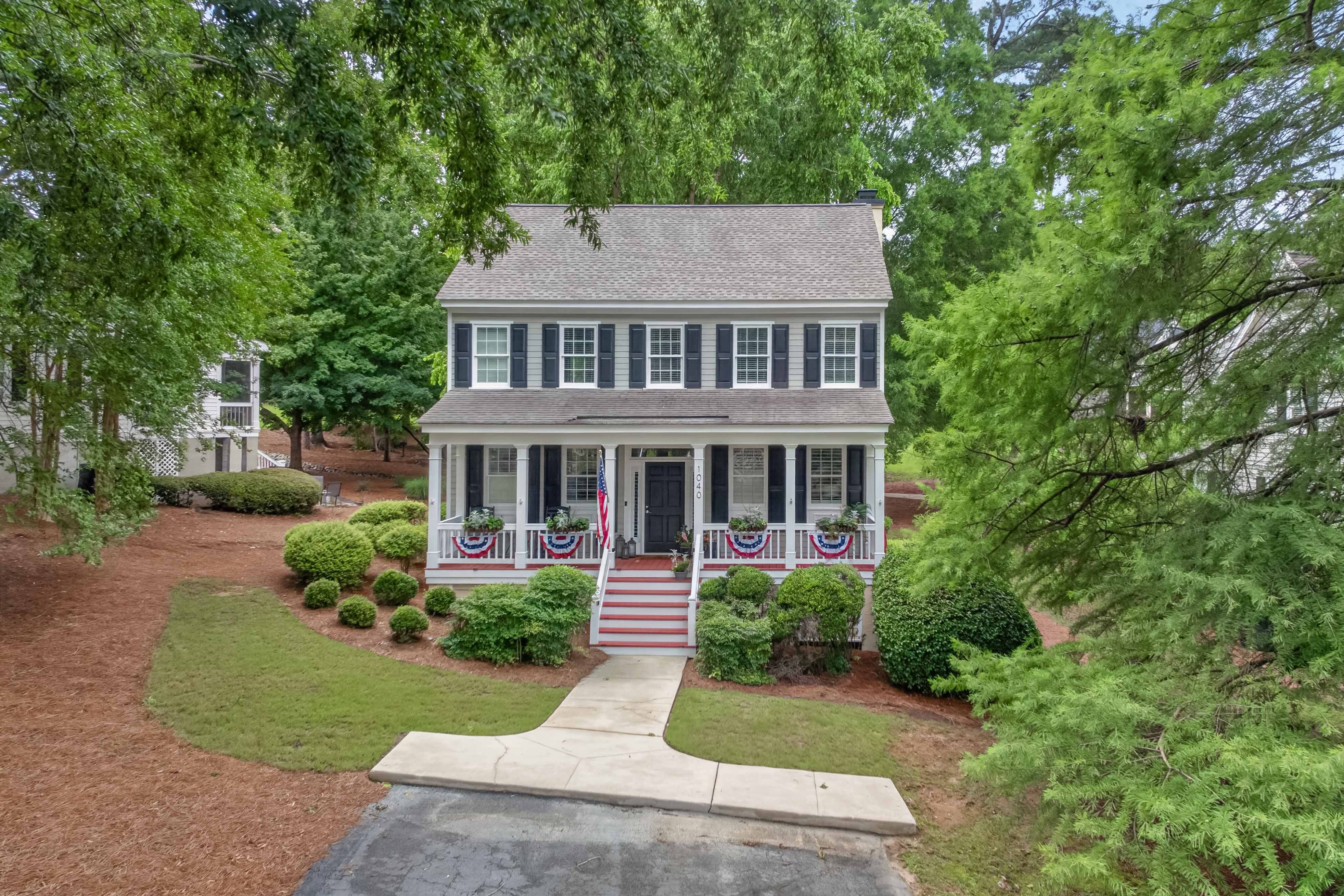 1040 Village Loop image 1